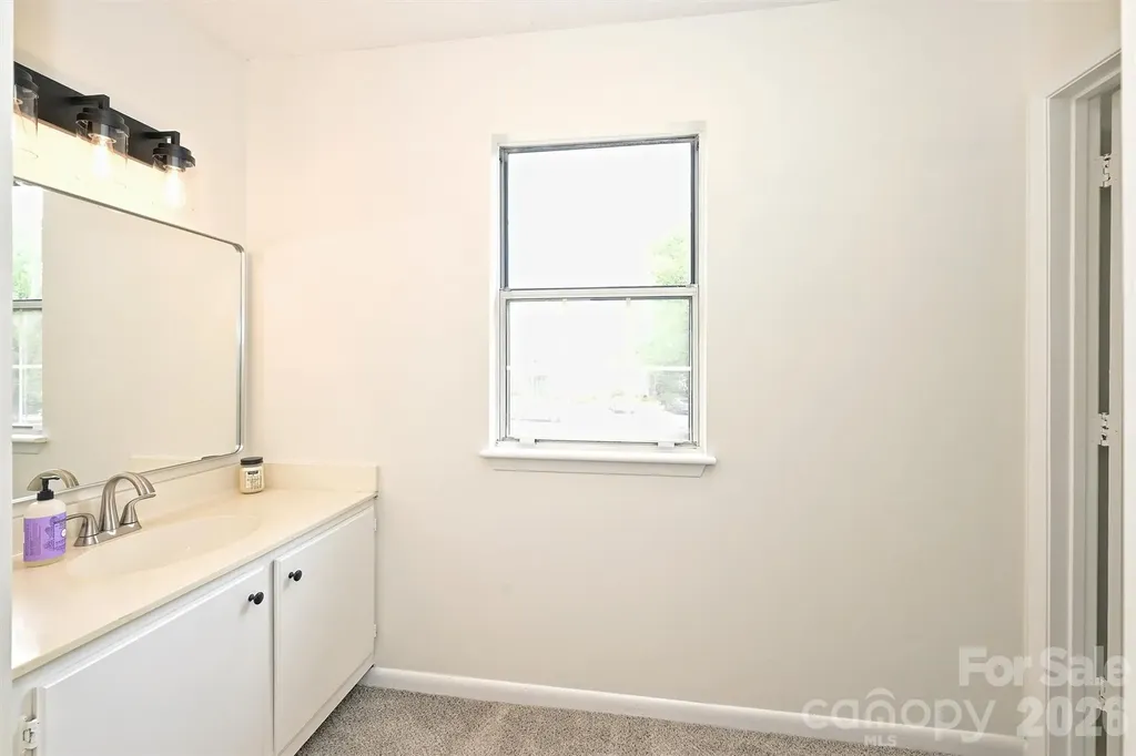 3131 Heathstead Place Charlotte NC 28210