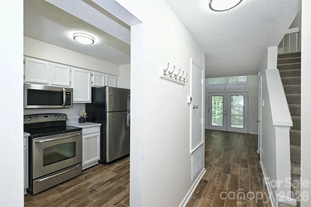 3131 Heathstead Place Charlotte NC 28210