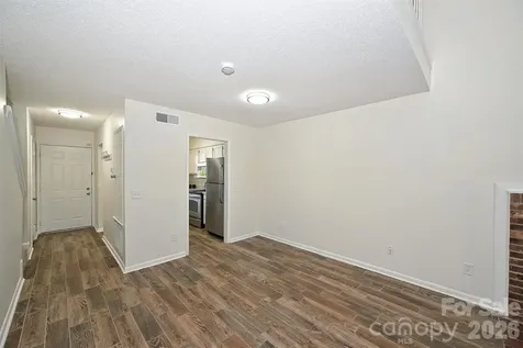 3131 Heathstead Place Charlotte NC 28210