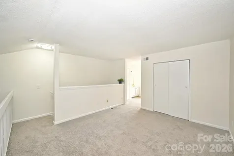 3131 Heathstead Place Charlotte NC 28210