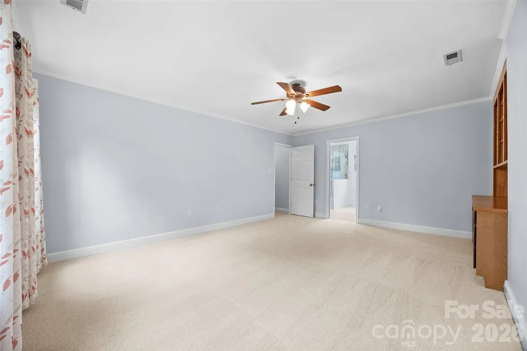 2115 E Providence Drive Charlotte NC 28270