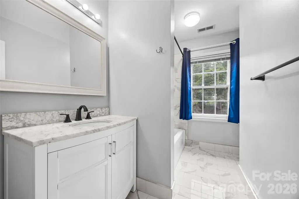 2115 E Providence Drive Charlotte NC 28270