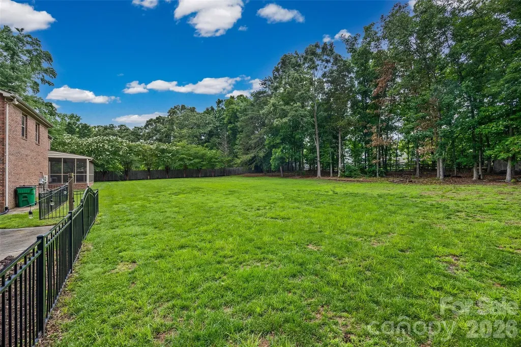 2115 E Providence Drive Charlotte NC 28270