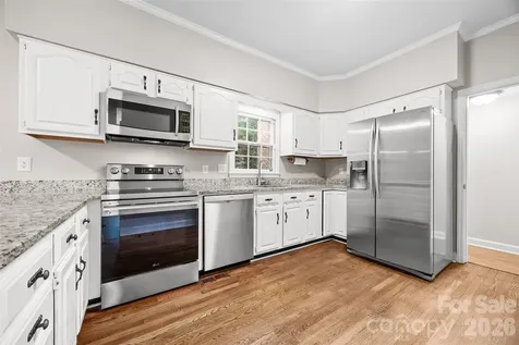 2115 E Providence Drive Charlotte NC 28270