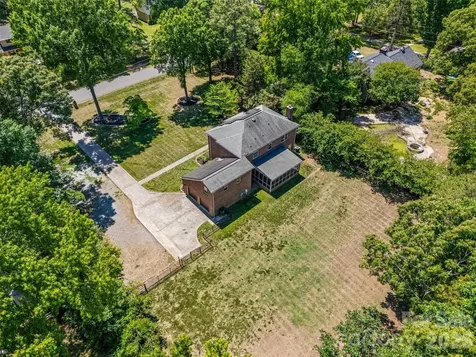 2115 E Providence Drive Charlotte NC 28270