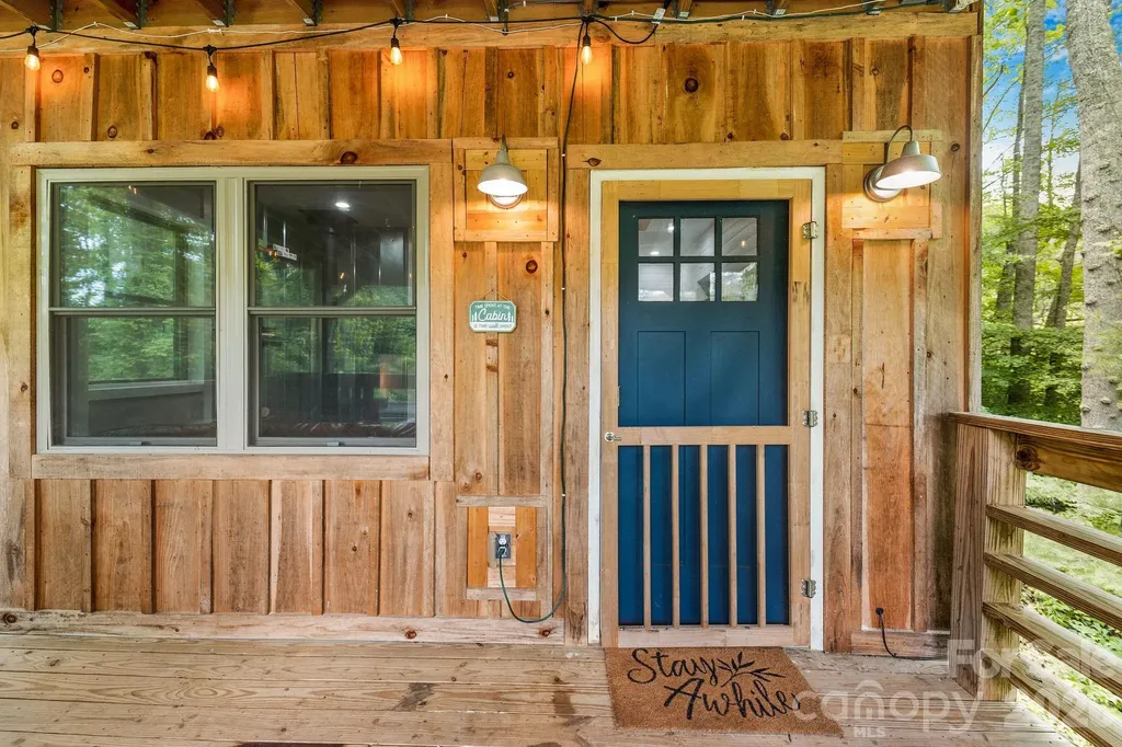 2504 Upper Paw Paw Road Marshall NC 28753