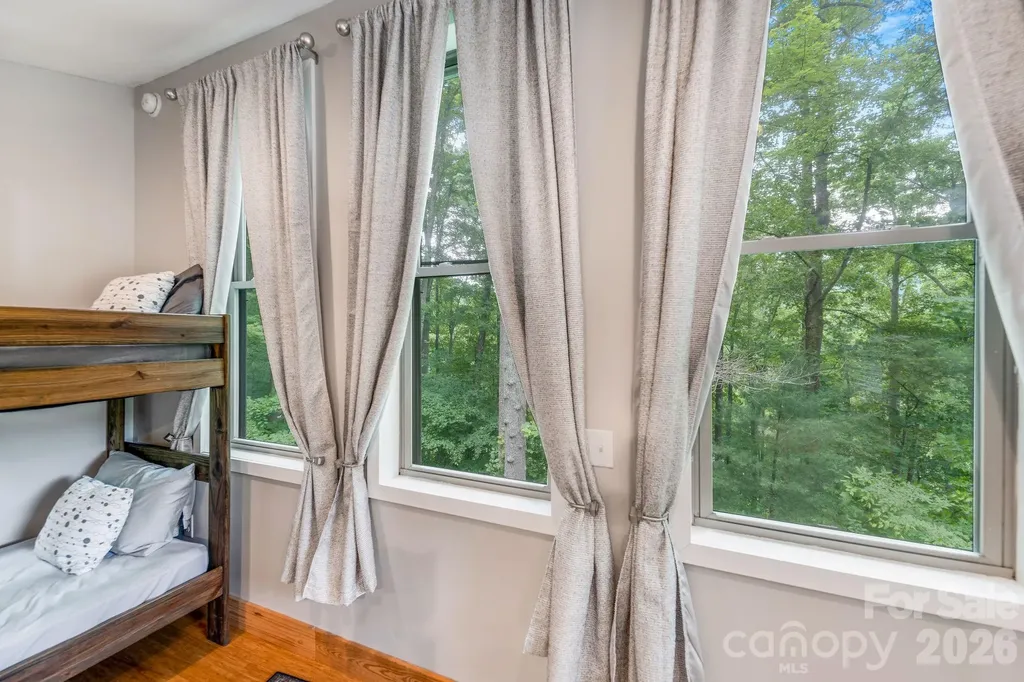 2504 Upper Paw Paw Road Marshall NC 28753
