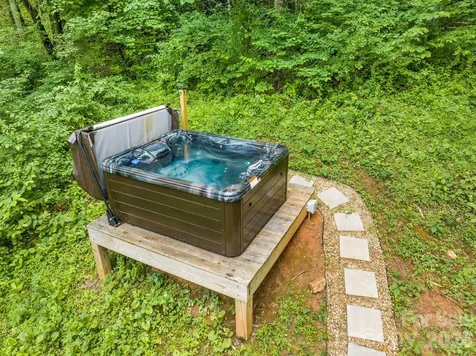 2504 Upper Paw Paw Road Marshall NC 28753