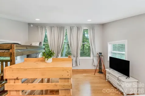 2504 Upper Paw Paw Road Marshall NC 28753