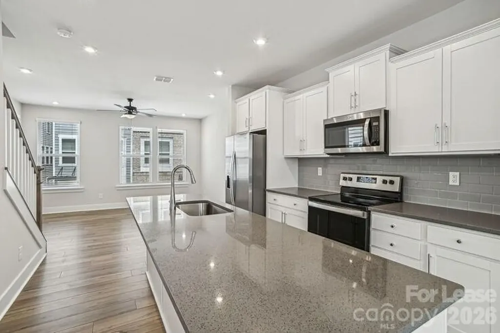 4375 Raleigh Street Charlotte NC 28213