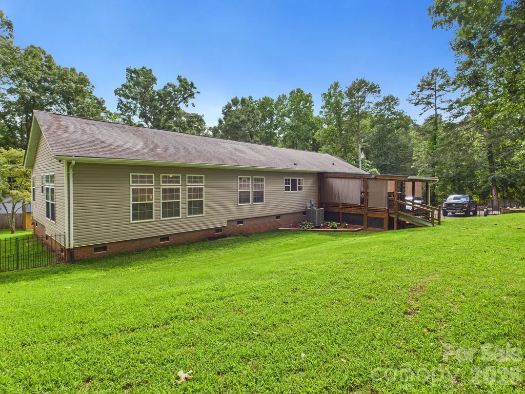 6093 Spartan Drive Hudson NC 28638