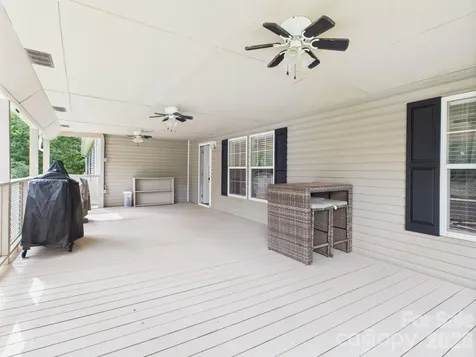 6093 Spartan Drive Hudson NC 28638