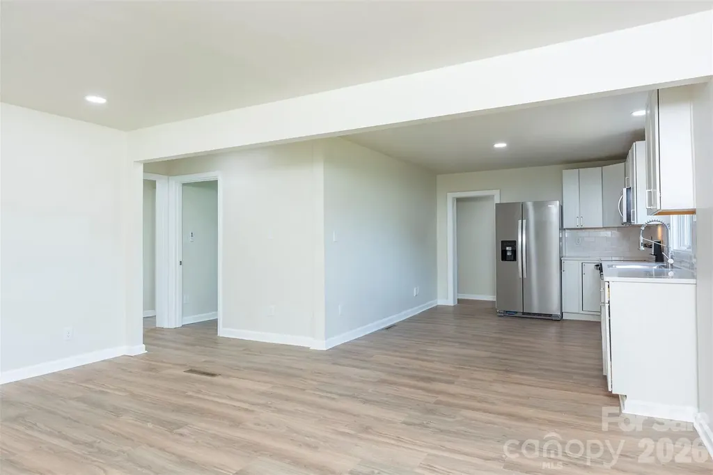 37 King Drive Leicester NC 28748