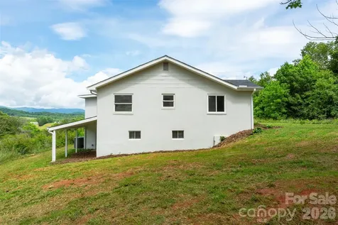 37 King Drive Leicester NC 28748