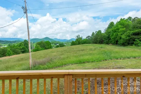 37 King Drive Leicester NC 28748
