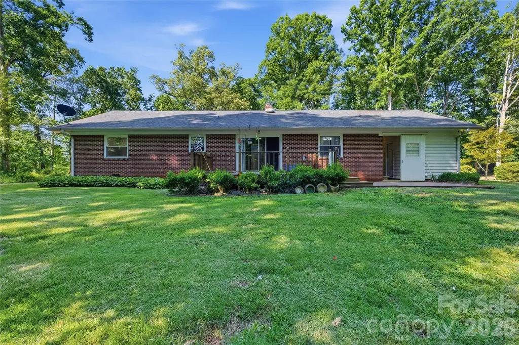 4411 Us 221 Highway Forest City NC 28043