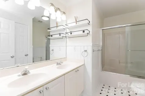 124 Pamlico Lane Mooresville NC 28117