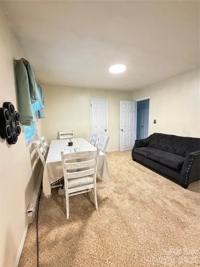 112 Academy Avenue NW Concord NC 28025