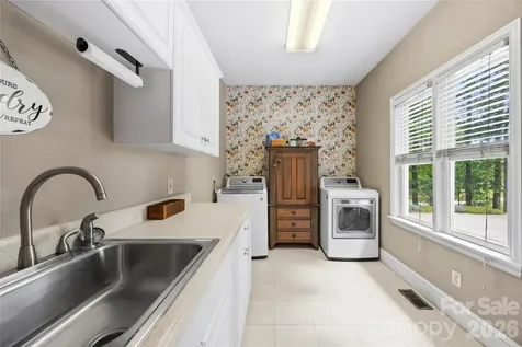 1483 Baltusrol Drive Denver NC 28037