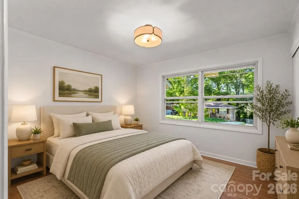 3840 Colebrook Road Charlotte NC 28215