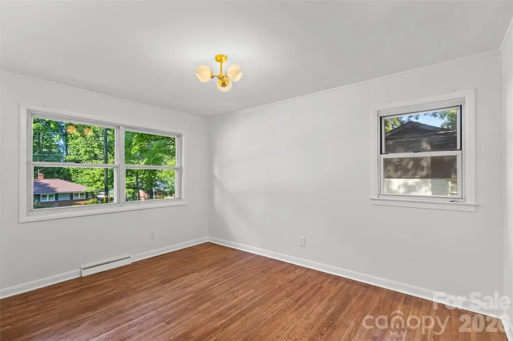 3840 Colebrook Road Charlotte NC 28215