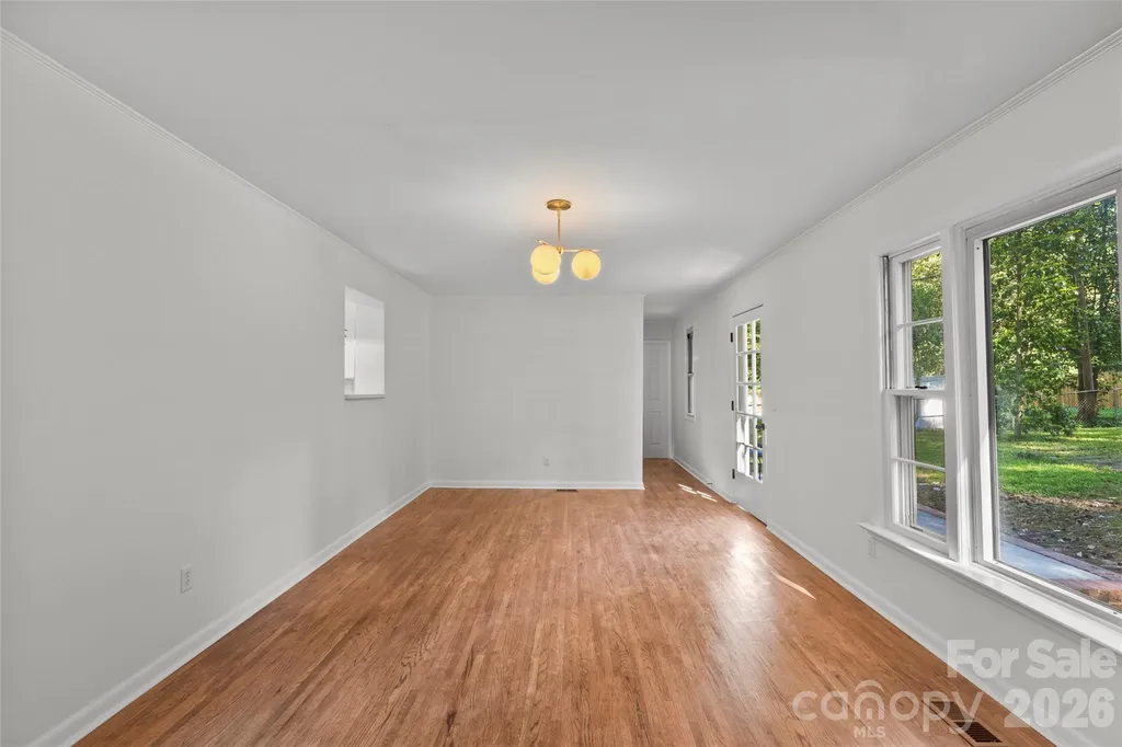 3840 Colebrook Road Charlotte NC 28215