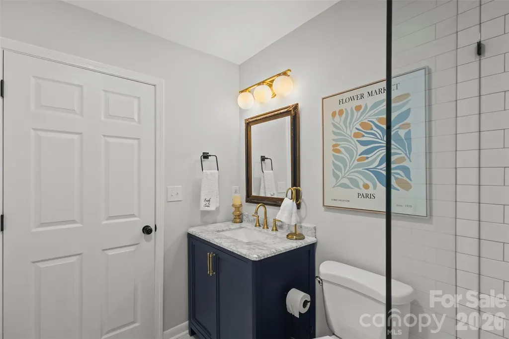 3840 Colebrook Road Charlotte NC 28215