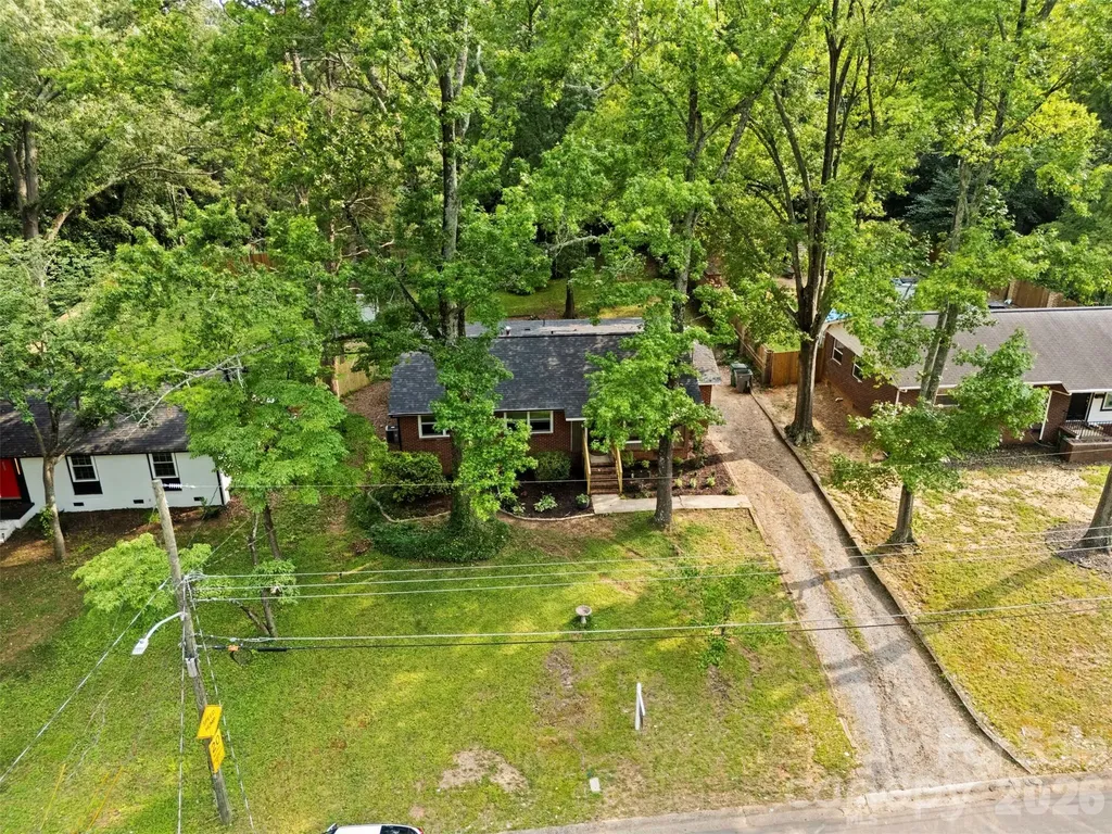 3840 Colebrook Road Charlotte NC 28215