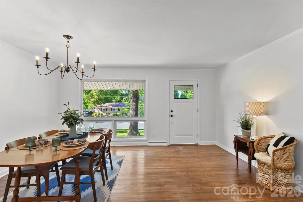 3840 Colebrook Road Charlotte NC 28215