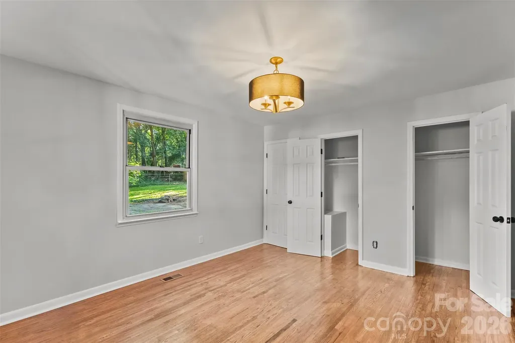 3840 Colebrook Road Charlotte NC 28215