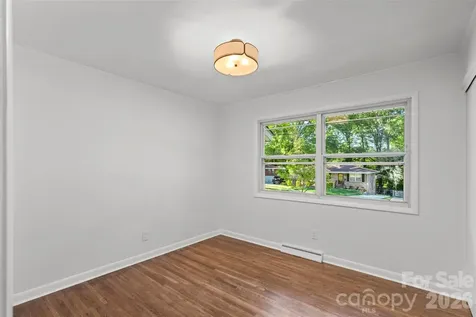 3840 Colebrook Road Charlotte NC 28215