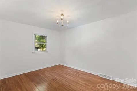 3840 Colebrook Road Charlotte NC 28215