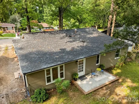 3840 Colebrook Road Charlotte NC 28215