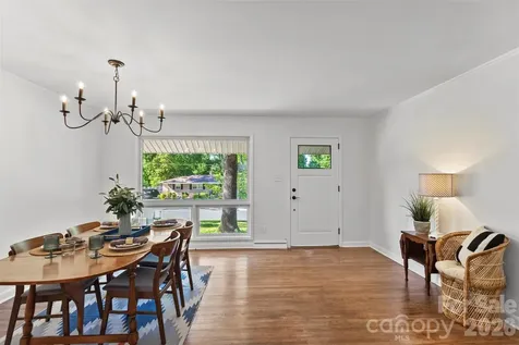 3840 Colebrook Road Charlotte NC 28215