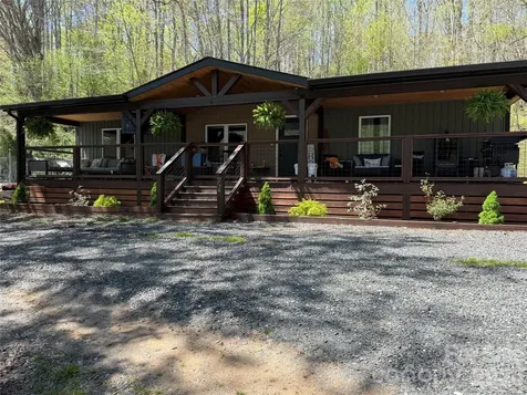 71 Ledford Ridge Lane Bakersville NC 28705