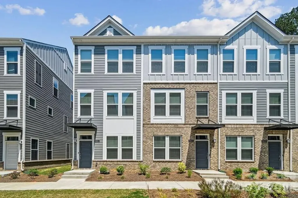 4375 Raleigh Street Charlotte NC 28213