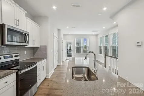 4375 Raleigh Street Charlotte NC 28213