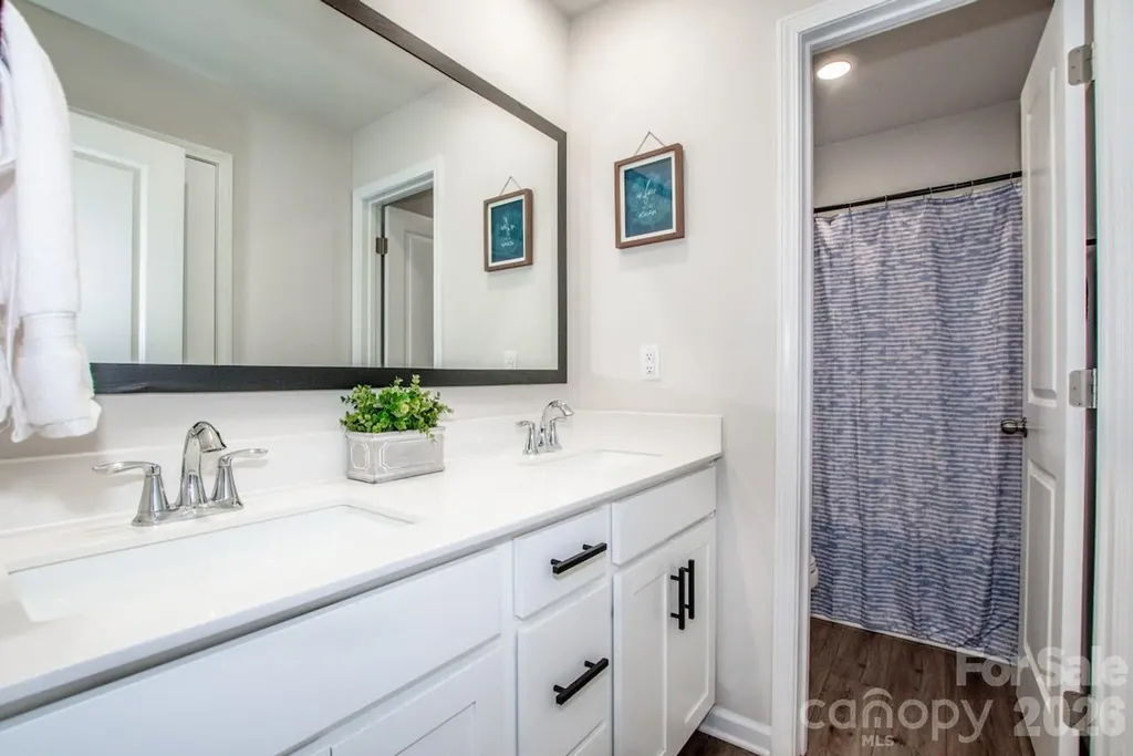 5189 Duck Lane Catawba NC 28609