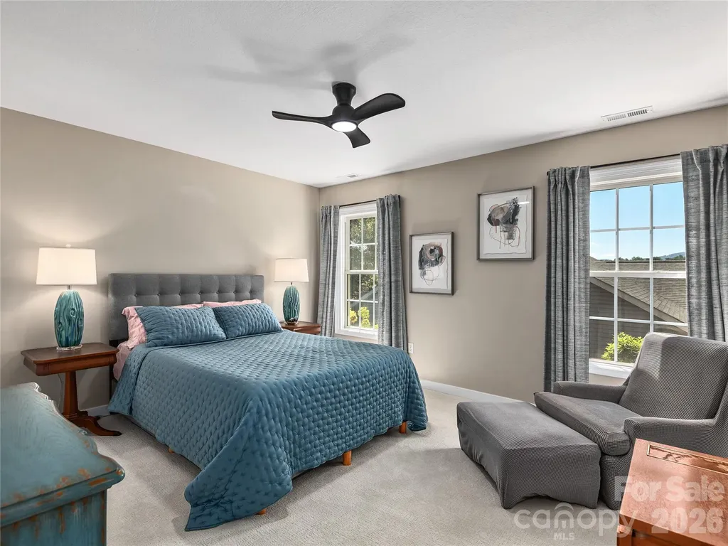16 Stonebridge Drive Asheville NC 28805
