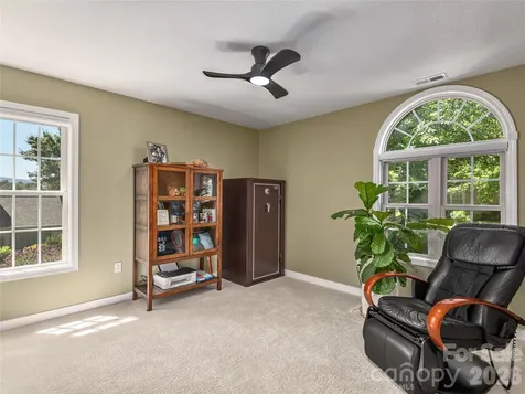 16 Stonebridge Drive Asheville NC 28805