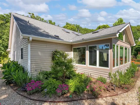 16 Stonebridge Drive Asheville NC 28805