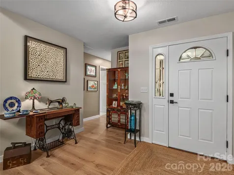 16 Stonebridge Drive Asheville NC 28805