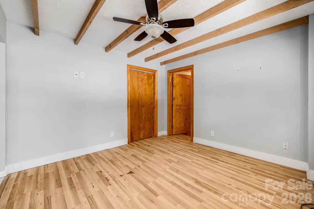 67 Banks Town Road Weaverville NC 28787