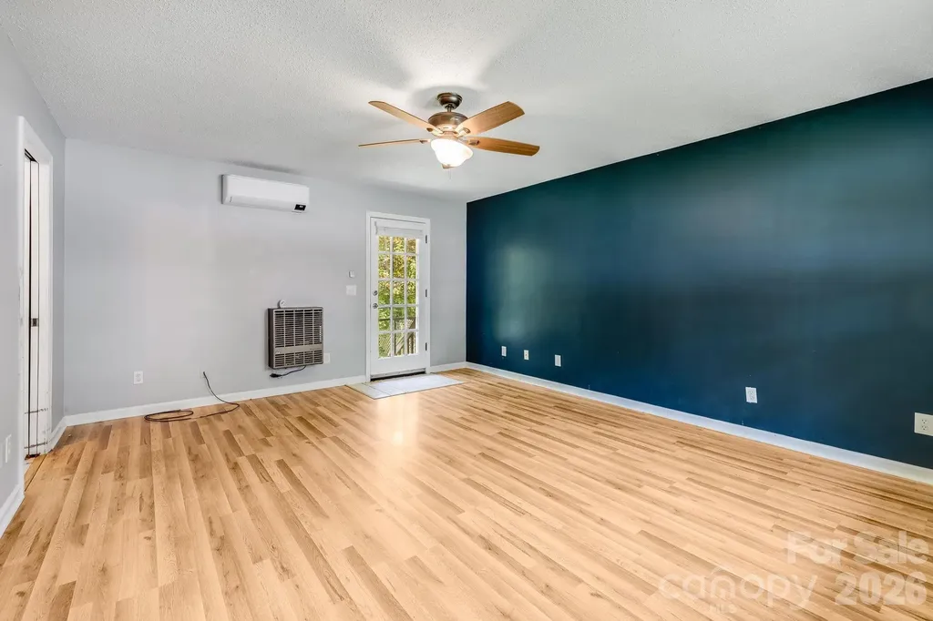 67 Banks Town Road Weaverville NC 28787