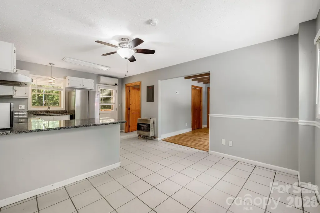 67 Banks Town Road Weaverville NC 28787