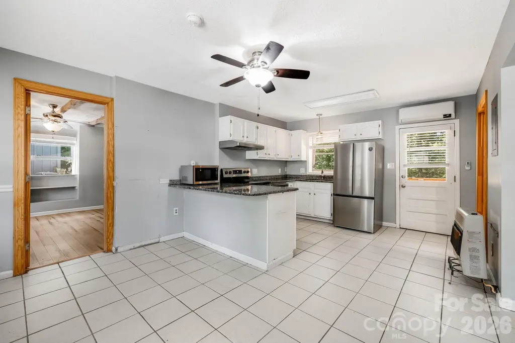 67 Banks Town Road Weaverville NC 28787