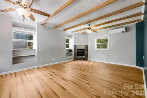 67 Banks Town Road Weaverville NC 28787