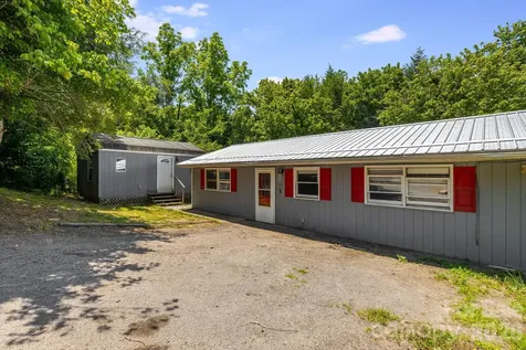 67 Banks Town Road Weaverville NC 28787
