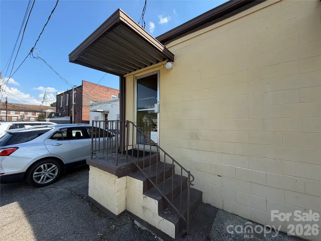 417 E Catawba Avenue Belmont NC 28120