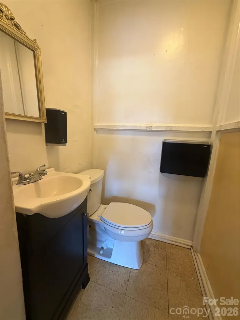 417 E Catawba Avenue Belmont NC 28120